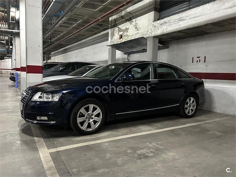 Usado Audi A6 170 CV (125 kW) 2010 Azul Berlina