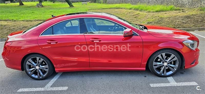 Usado Mercedes CLA200 Urban 136 CV (100 kW) 2016 Rojo Berlina