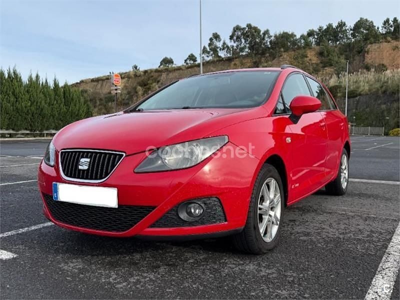 Rojo Usado 2012 Seat Ibiza ST Copa Familiar | 3900 € (Precio justo) - Imagen 1/4