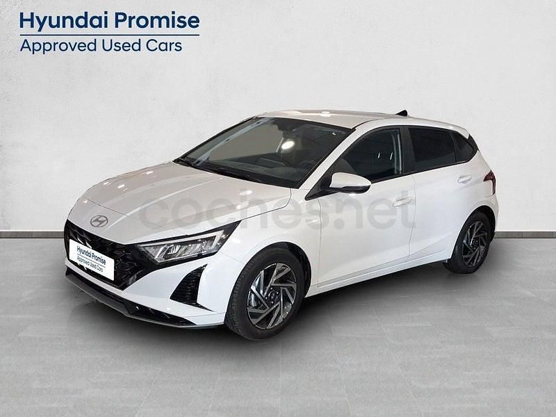 Usado Hyundai i20 100 CV (73 kW) 2025 Blanco Utilitario