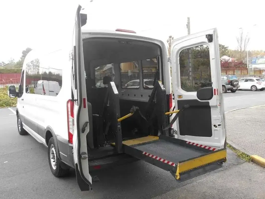 Usado Ford Transit 131 CV (96 kW) 2018 Blanco Van