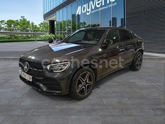 Usado Mercedes GLC220 194 CV (142 kW) 2021 Gris / plata Coupe
