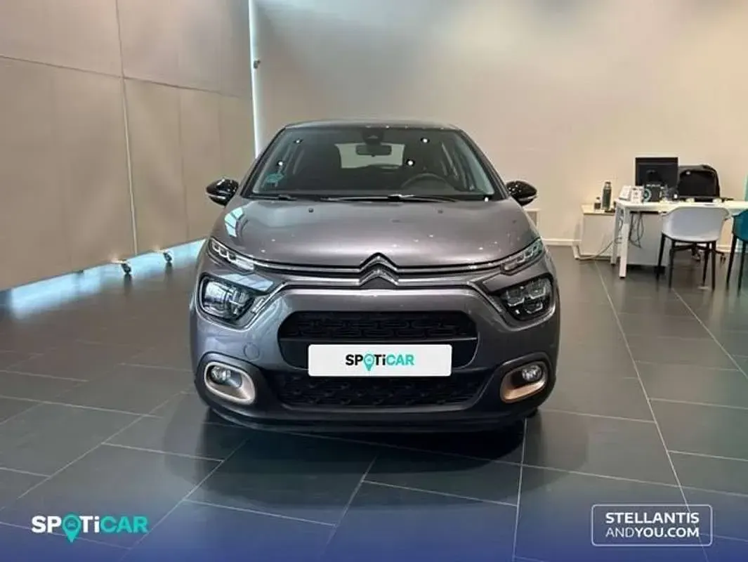 Usado Citroën C3 PureTech 83 CV (61 kW) 2023 Gris Utilitario