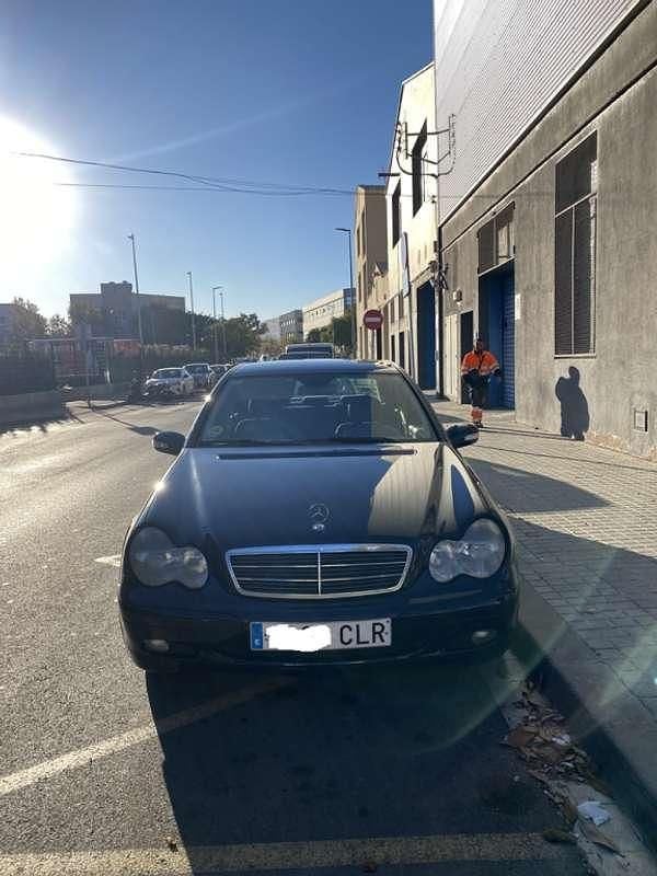 Azul Usado 2003 Mercedes C180 Elegance Berlina | 5750 € (Un poco caro) - Imagen 1/4