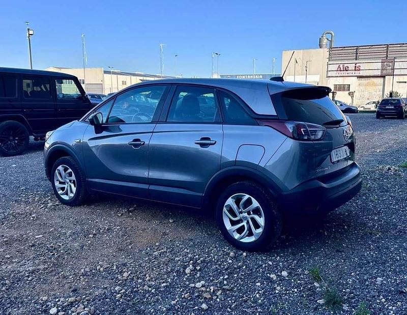 Usado Opel Grandland X Design Edition 131 CV (96 kW) 2018 Gris SUV