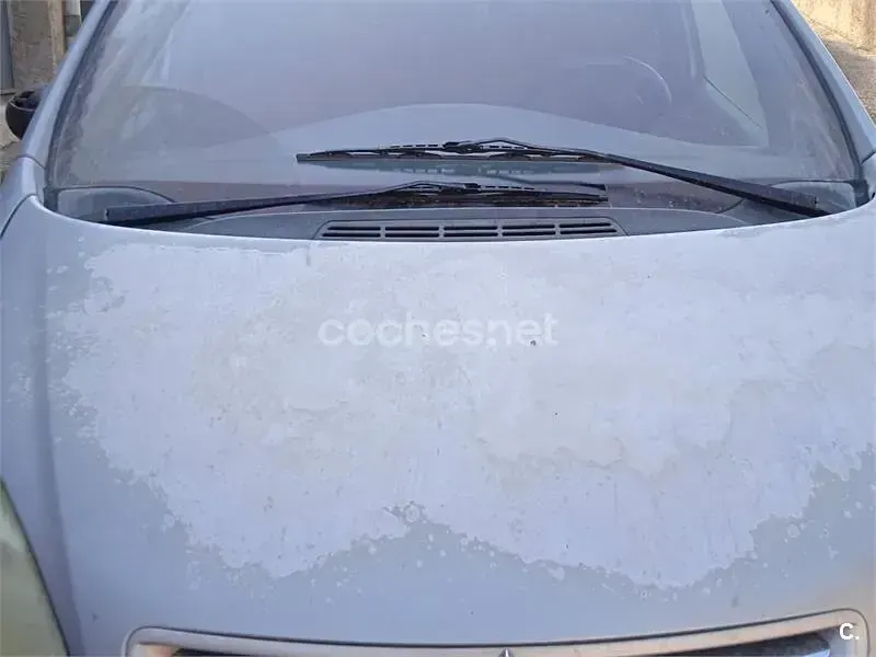 Usado Citroën Xsara Picasso 90 CV (66 kW) 2002 Gris / plata Monovolumen