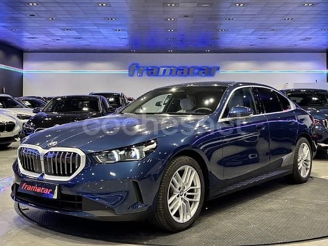 Usado BMW 520 Comfort Edition 197 CV (144 kW) 2024 Azul Berlina