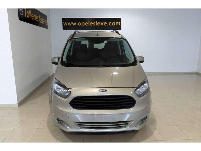Usado Ford Tourneo Trend 101 CV (74 kW) 2015 Gris Familiar
