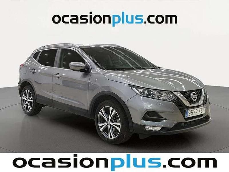 Usado Nissan Qashqai Acenta 140 CV (102 kW) 2018 Gris SUV