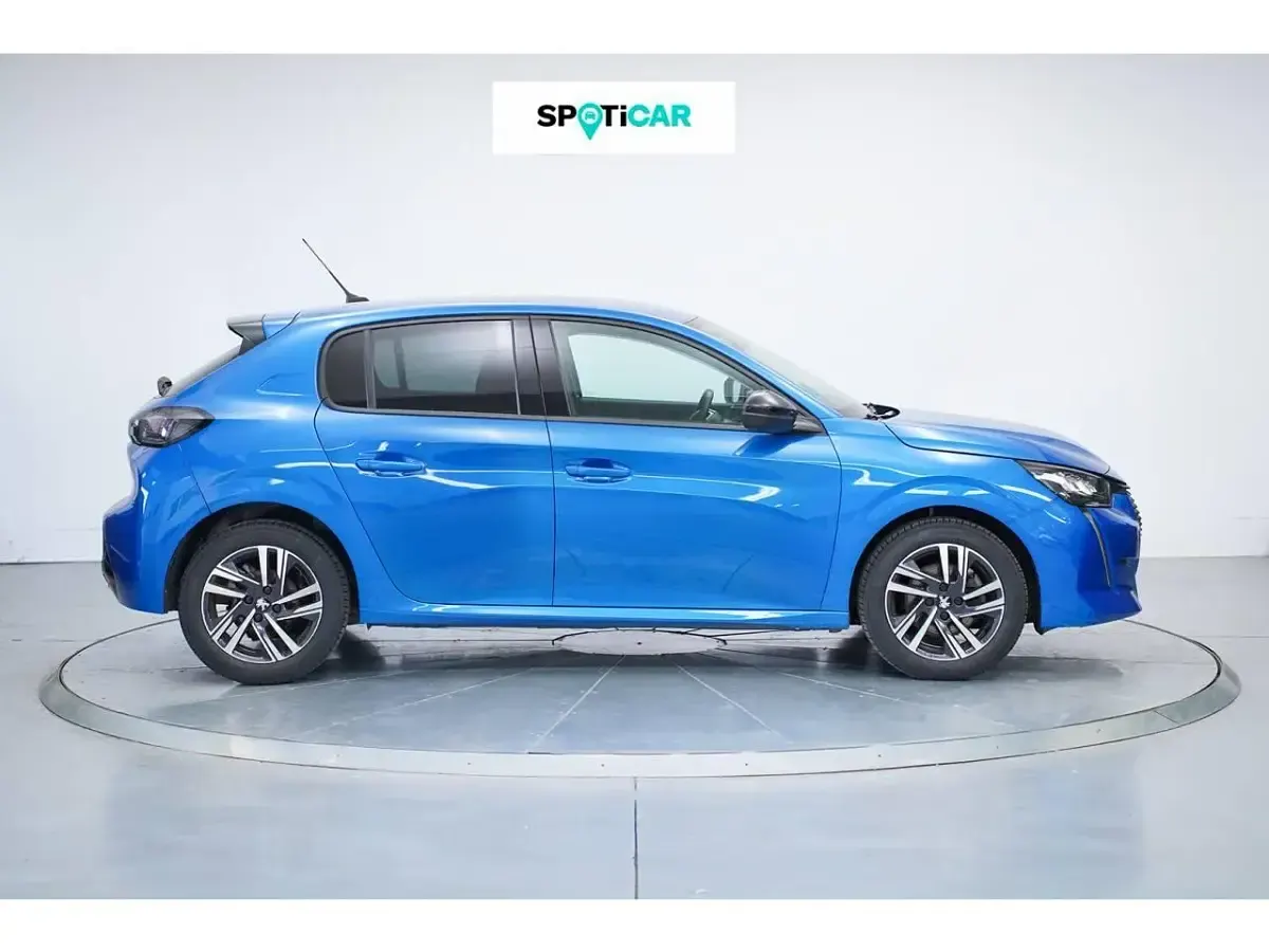Usado Peugeot 2008 Allure 100 CV (73 kW) 2023 Azul SUV