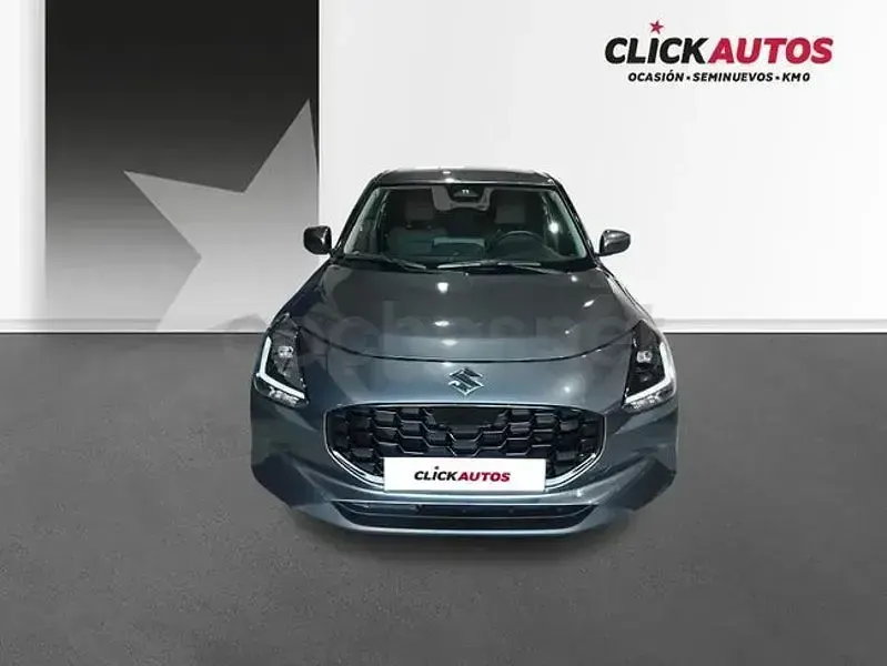 Usado Suzuki Swift 83 CV (61 kW) 2025 Gris / plata Utilitario