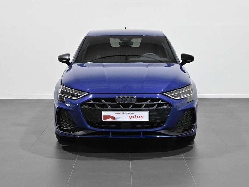 Usado Audi A3 Sportback Comfort 150 CV (110 kW) 2025 Azul Utilitario