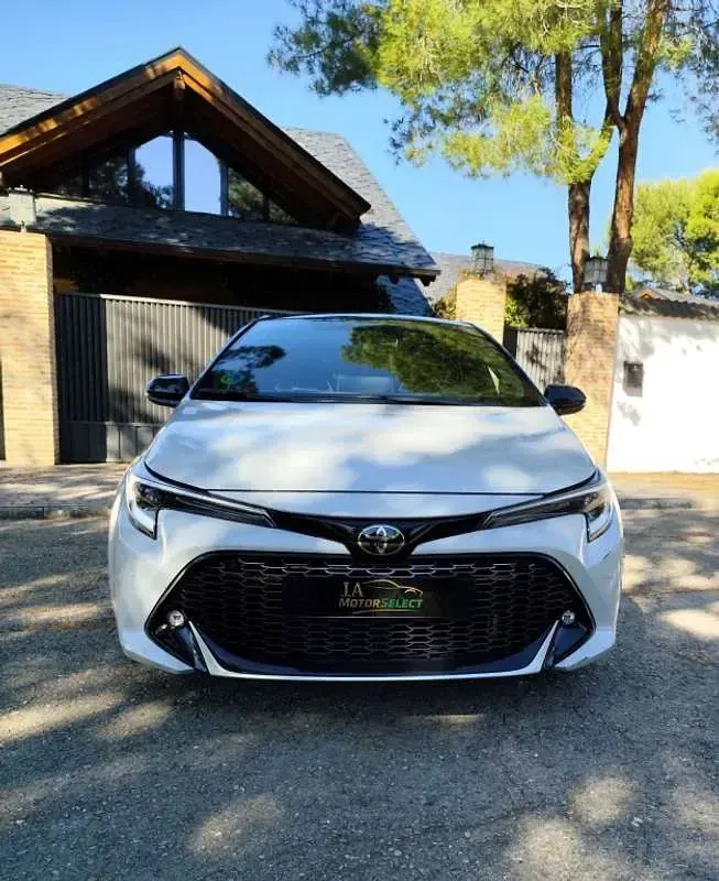 Usado Toyota Corolla Sport 196 CV (144 kW) 2023 Blanco Utilitario