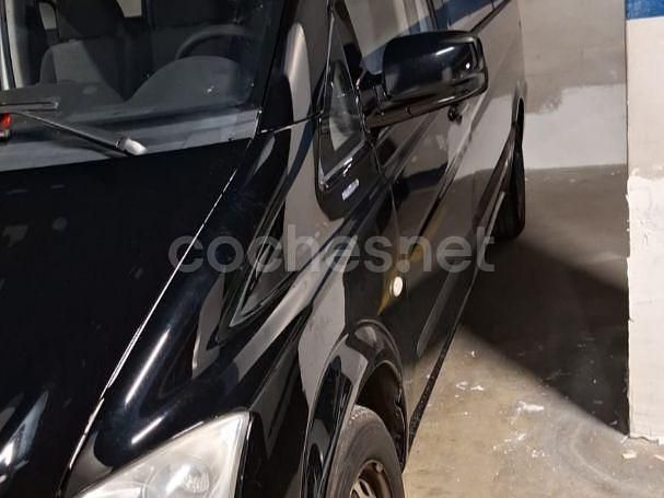 Usado Mercedes Vito Marco Polo 88 CV (64 kW) 2014 Negro Van