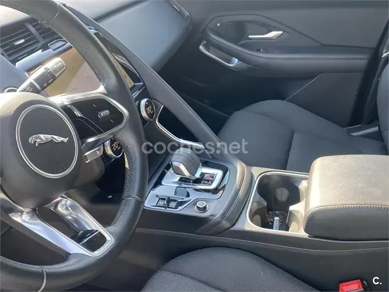 Usado Jaguar E-Pace S 163 CV (119 kW) 2021 Gris / plata SUV