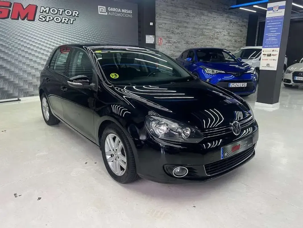 Usado VW Golf V Sport 140 CV (102 kW) 2009 Negro Familiar