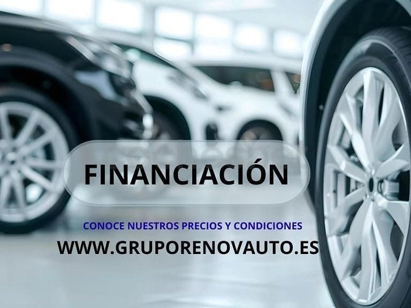 Usado Seat Arona Style 95 CV (69 kW) 2021 Granate SUV