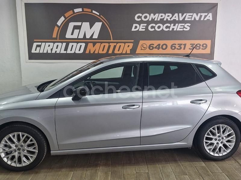 Usado Seat Ibiza FR 116 CV (85 kW) 2024 Gris / plata Berlina