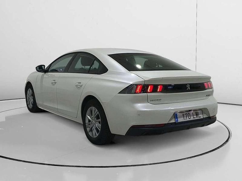 Usado Peugeot 508 Active 132 CV (97 kW) 2022 Blanco Berlina