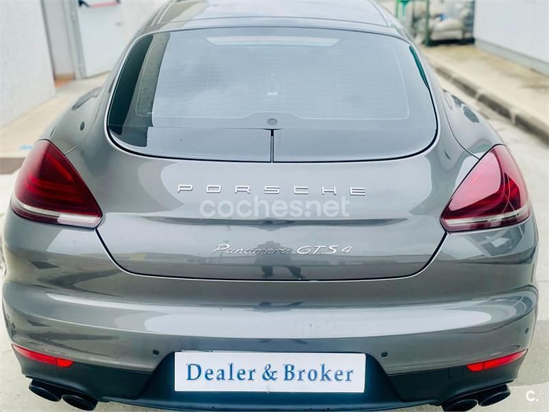 Usado Porsche Panamera GTS 440 CV (323 kW) 2016 Gris / plata Berlina