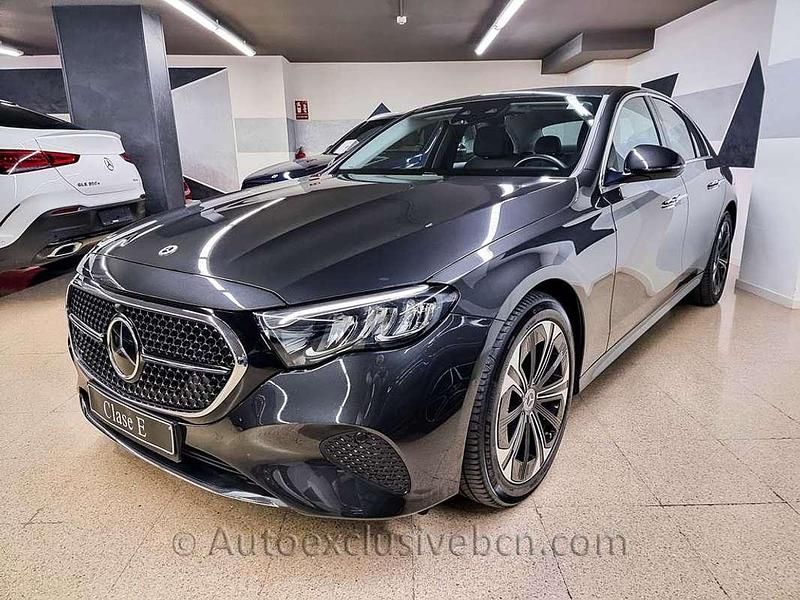 Gris Usado 2024 Mercedes E300 Berlina | 53.990 € (Super precio) - Imagen 1/4