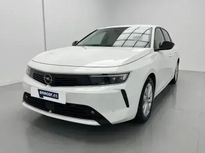Blanco arktis white p0wp Nuevo 2024 Opel Astra Edition Berlina | 16.690 € (Super precio) - Imagen 1/1