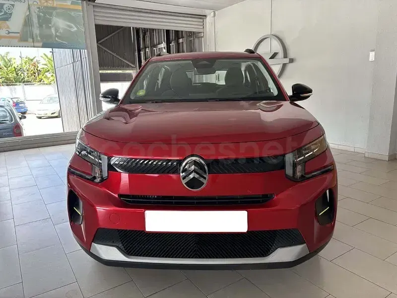 Usado Citroën C3 Business Class 100 CV (73 kW) 2025 Granate SUV
