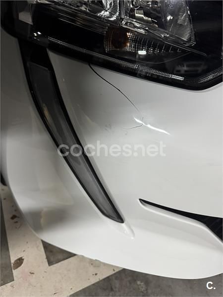 Usado Peugeot 208 Active 100 CV (73 kW) 2023 Blanco Utilitario