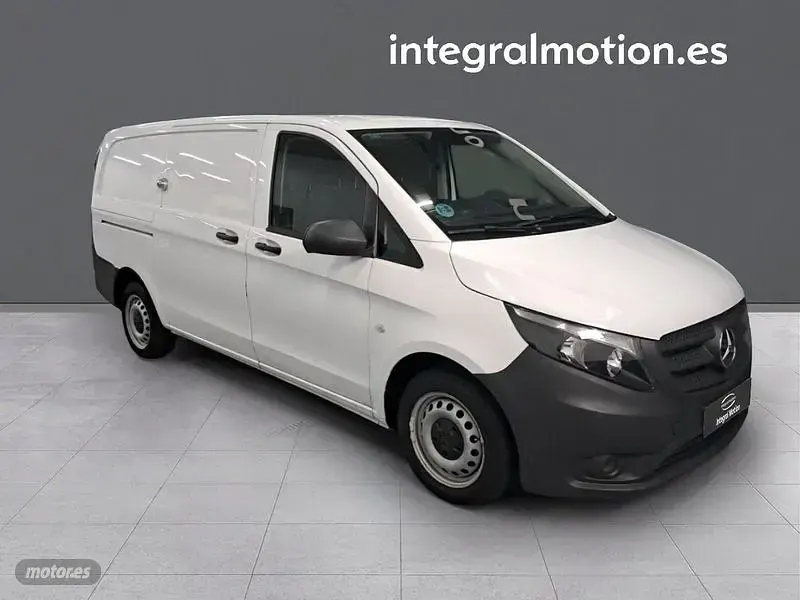 Usado Mercedes Vito 102 CV (75 kW) 2020 Blanco Van