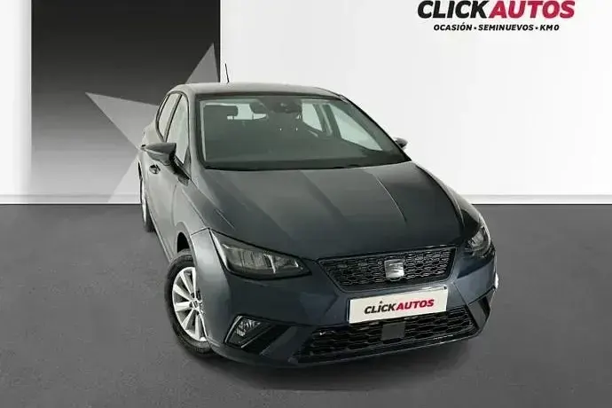 Usado Seat Ibiza Reference 95 CV (69 kW) 2025 Blanco Utilitario