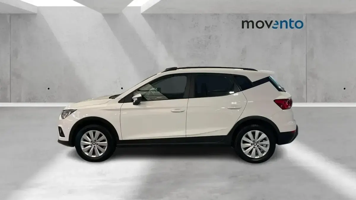 Usado Seat Arona Ecomotive 95 CV (69 kW) 2017 Blanco SUV