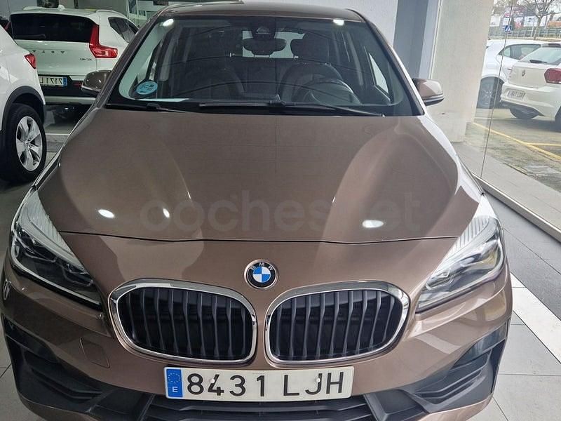 Usado BMW 216 Active Tourer 116 CV (85 kW) 2020 Beige Monovolumen