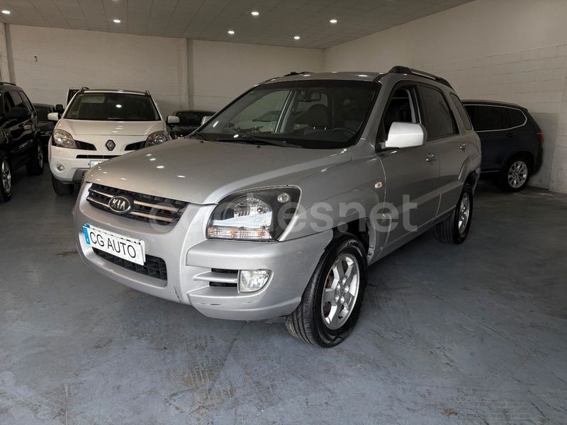 Gris / plata Usado 2008 Kia Sportage Active SUV | 5990 € (Precio justo) - Imagen 1/4
