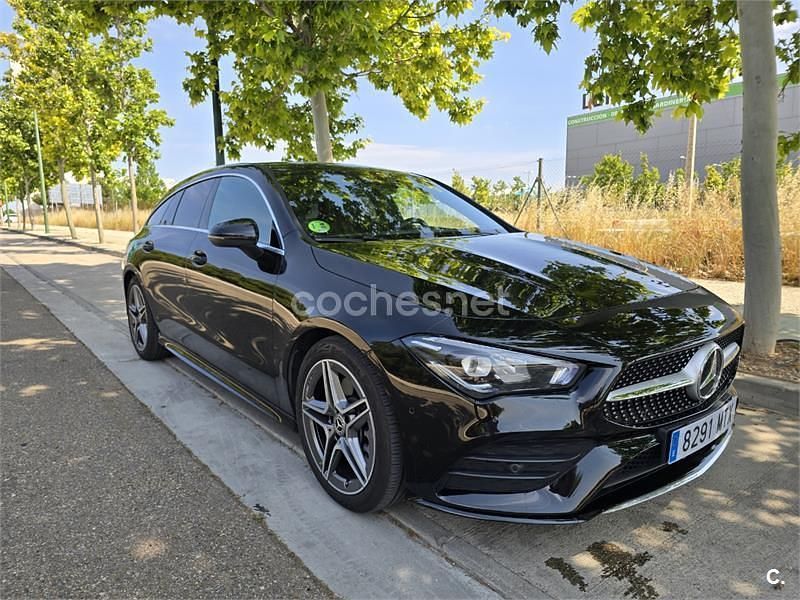 Usado Mercedes CLA250 Shooting Brake 224 CV (164 kW) 2023 Negro Familiar