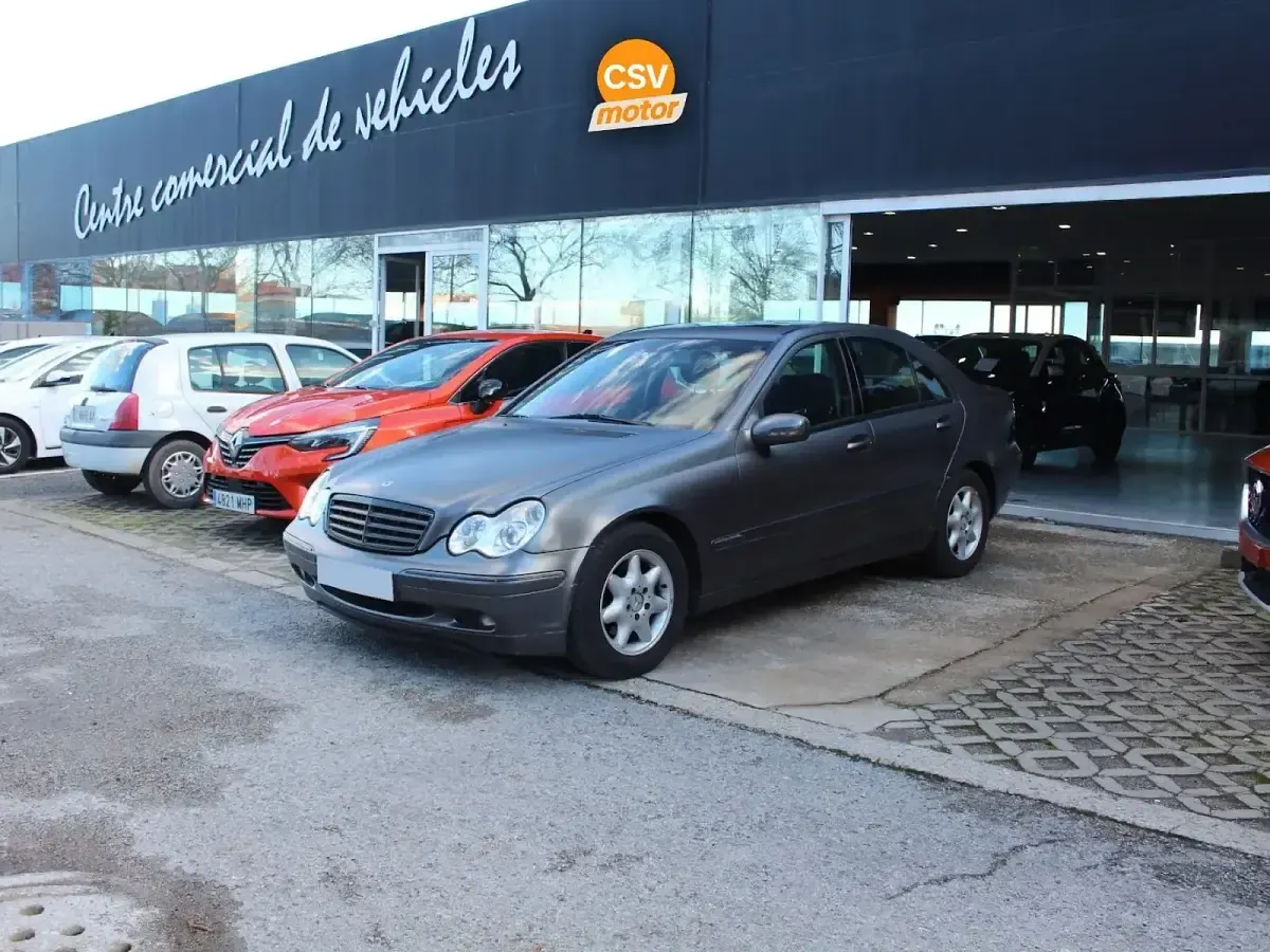 Usado Mercedes C220 143 CV (105 kW) 2003 Berlina