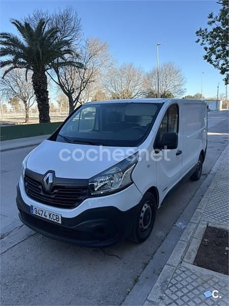 Usado Renault Trafic LIMITED 120 CV (88 kW) 2019 Blanco Monovolumen