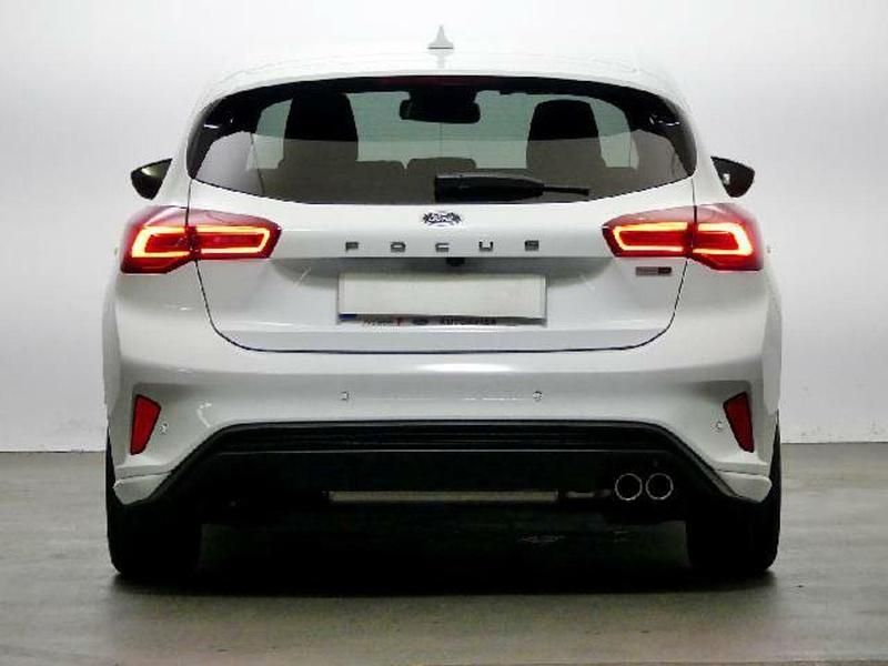 Usado Ford Focus ST-Line 125 CV (91 kW) 2022 Blanco