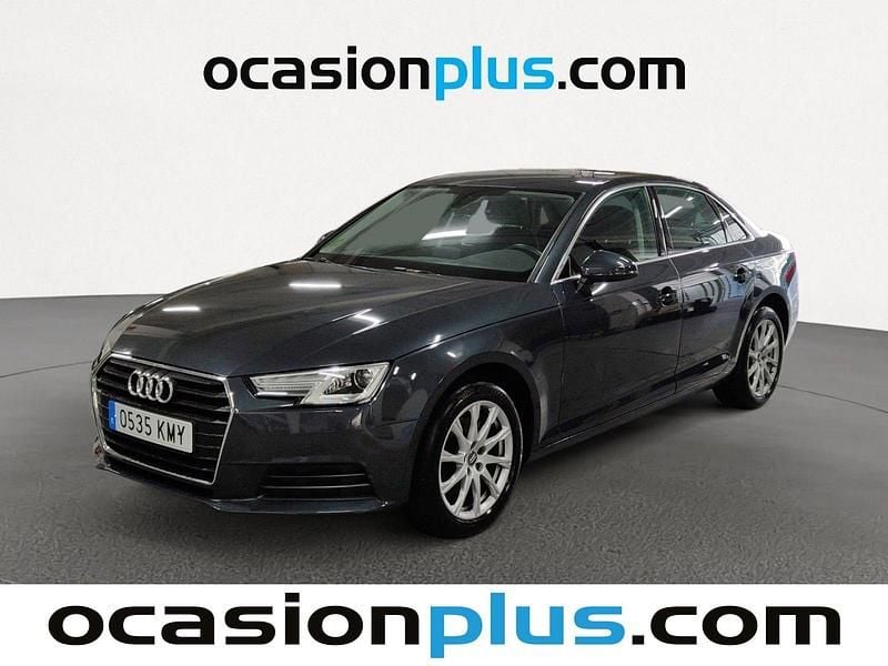 Usado Audi A4 Advanced 150 CV (110 kW) 2018 Gris Berlina