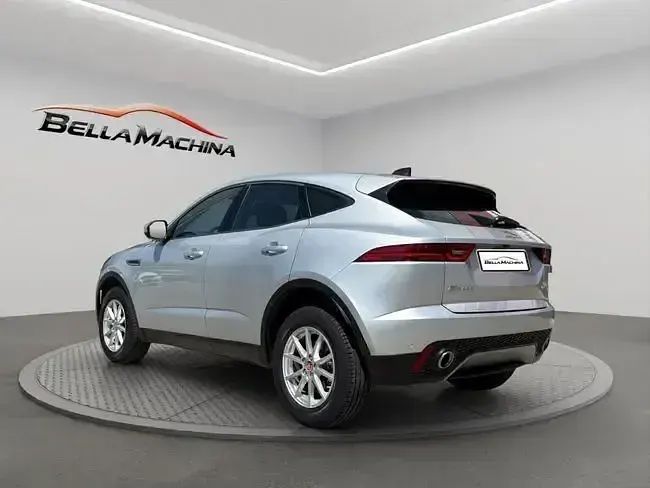 Usado Jaguar E-Pace 150 CV (110 kW) 2020 Gris SUV