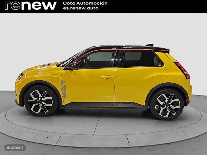 Usado Renault 5 E-Tech Techno 110 kW (150 CV) 2025 Amarillo