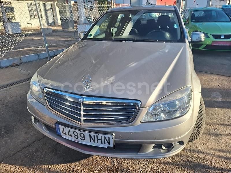 Usado Mercedes C230 Avantgarde 204 CV (150 kW) 2008 Marrón Berlina