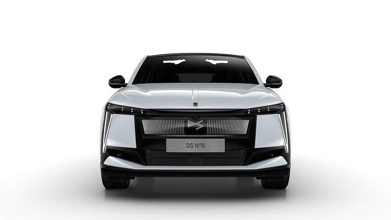 Nuevo DS Automobiles N°8 180 kW (245 CV) 2025 Blanco SUV