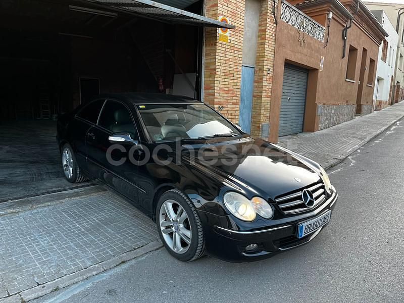 Negro Usado 2008 Mercedes CLK280 Avantgarde Coupe | 8990 € (Precio justo) - Imagen 1/4