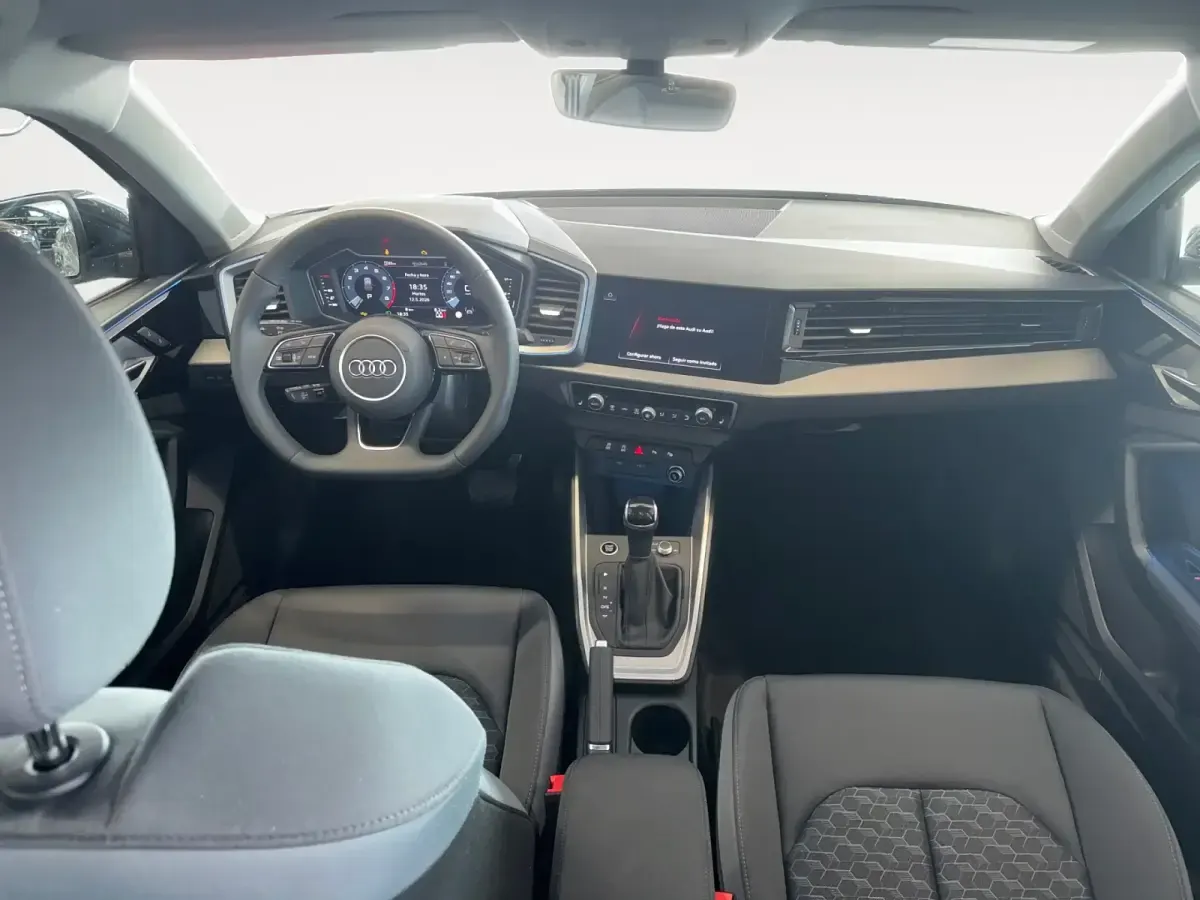Nuevo Audi A1 Sportback 116 CV (85 kW) 2025 Gris/plata Utilitario