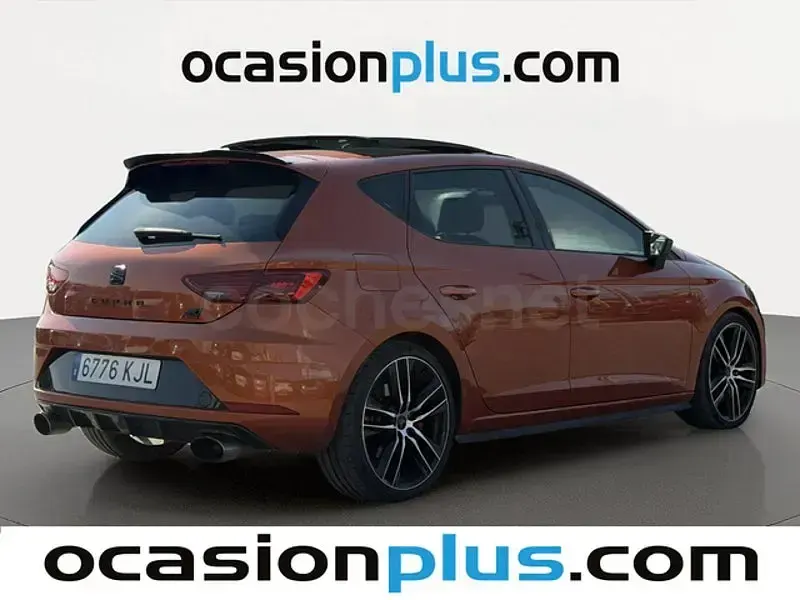 Usado Seat Leon CUPRA 300 CV (220 kW) 2018 Naranja Berlina