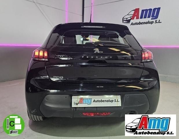 Usado Peugeot 208 Active 102 CV (75 kW) 2022 Negro Utilitario