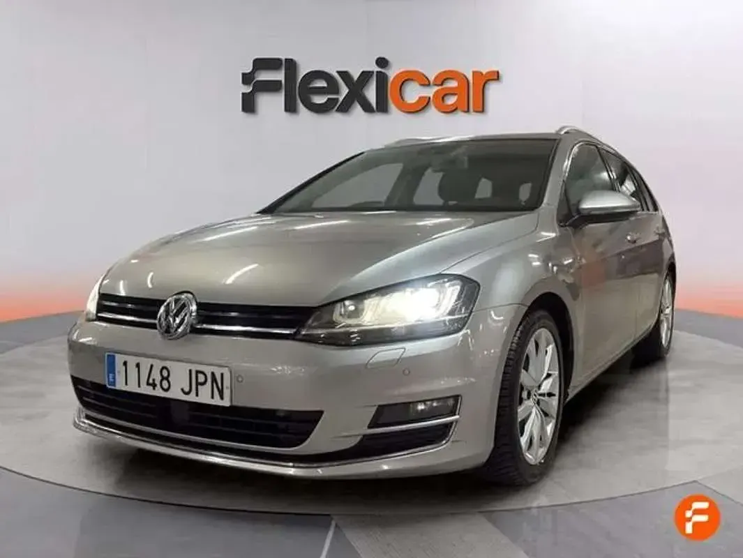 Usado VW Golf VII Advance 150 CV (110 kW) 2016 Beige Familiar