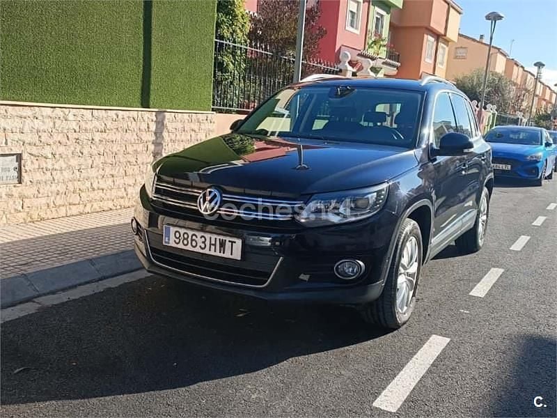 Negro Usado 2014 VW Tiguan Sportline SUV | 12.990 € (Buen precio) - Imagen 1/4
