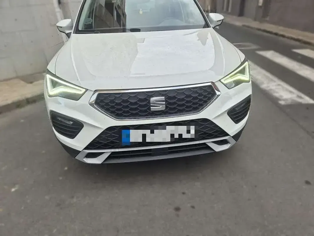 Usado Seat Ateca Ecomotive 116 CV (85 kW) 2023 Blanco SUV