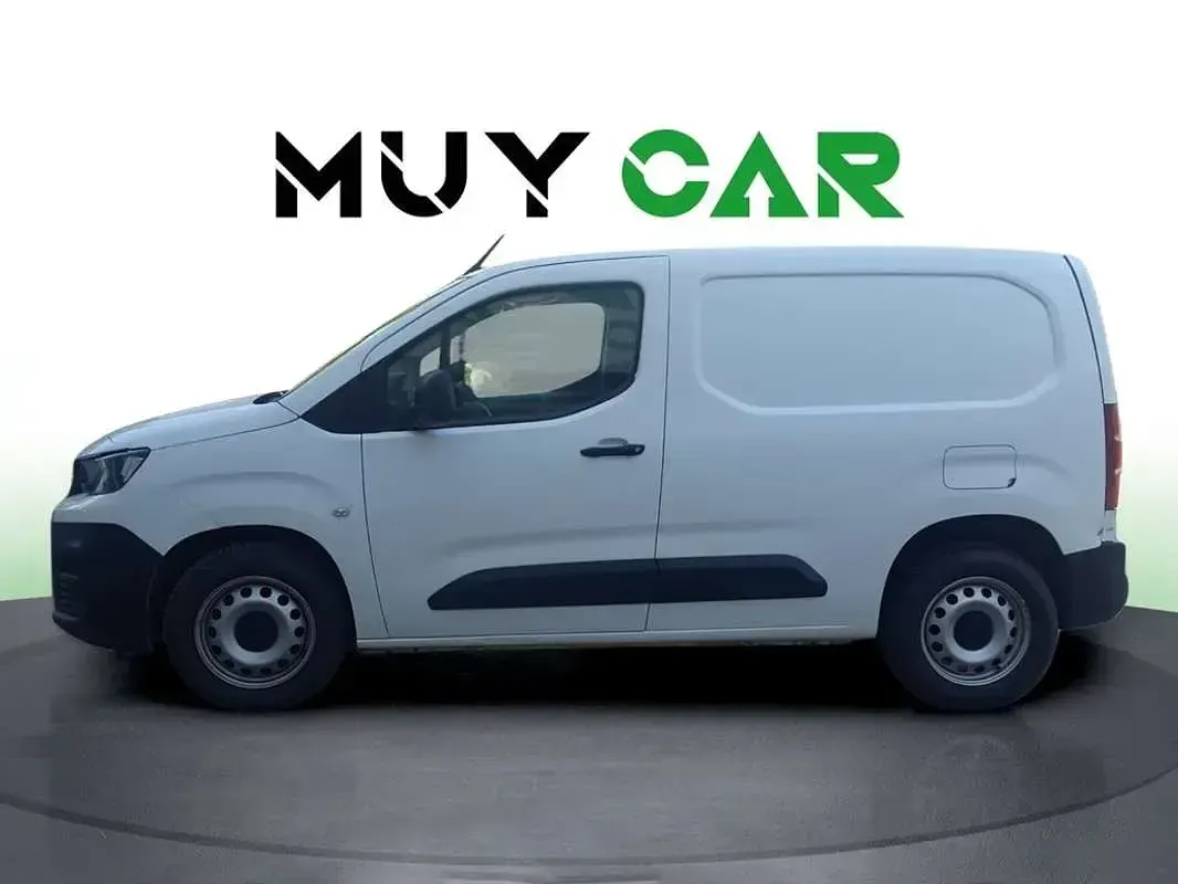 Usado Peugeot Partner S 102 CV (75 kW) 2022 Blanco Monovolumen
